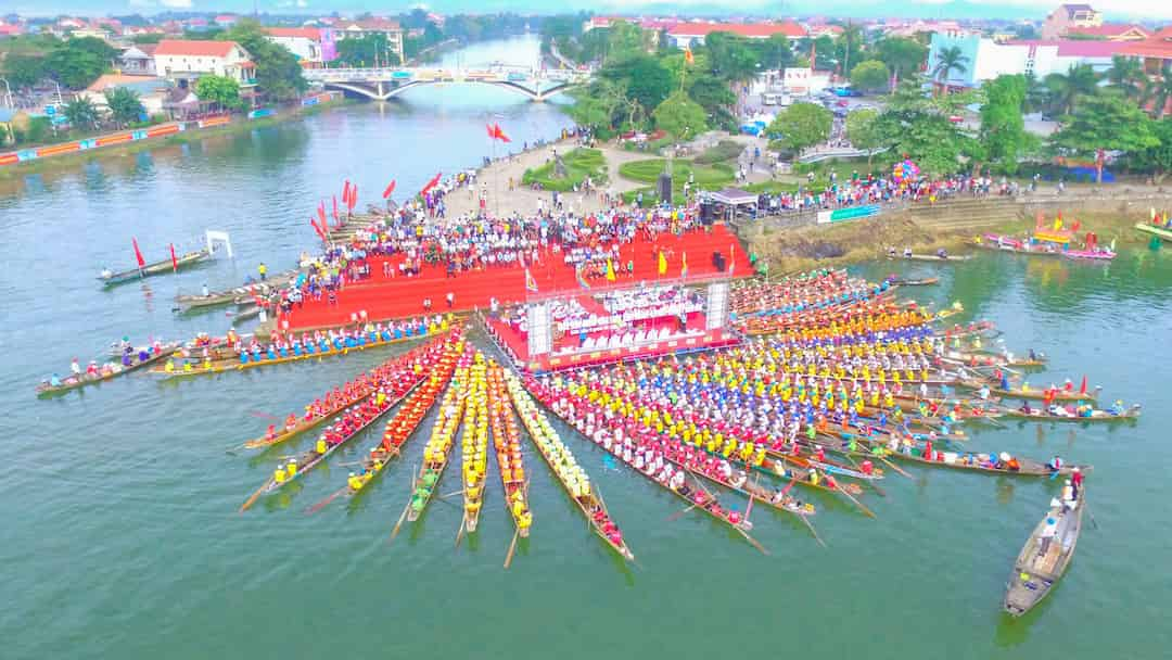  Lễ hội đua thuyền ở đâu? Khi nào?