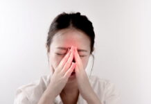 Hoa cứt lợn chữa viêm xoang – Bài thuốc dân gian hữu hiệu Viêm xoang là bệnh kéo dài và khó có thể điều trị dứt điểm