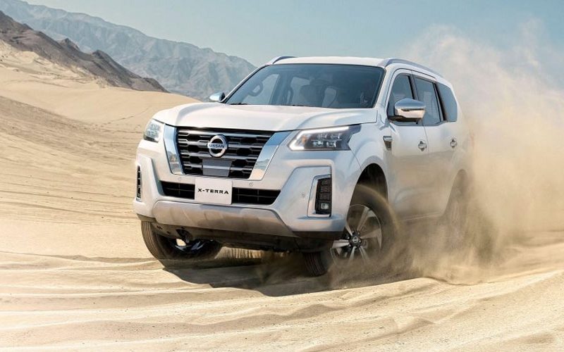 SUV mạnh mẽ, gầm cao có khả năng di chuyển linh hoạt trong đô thị